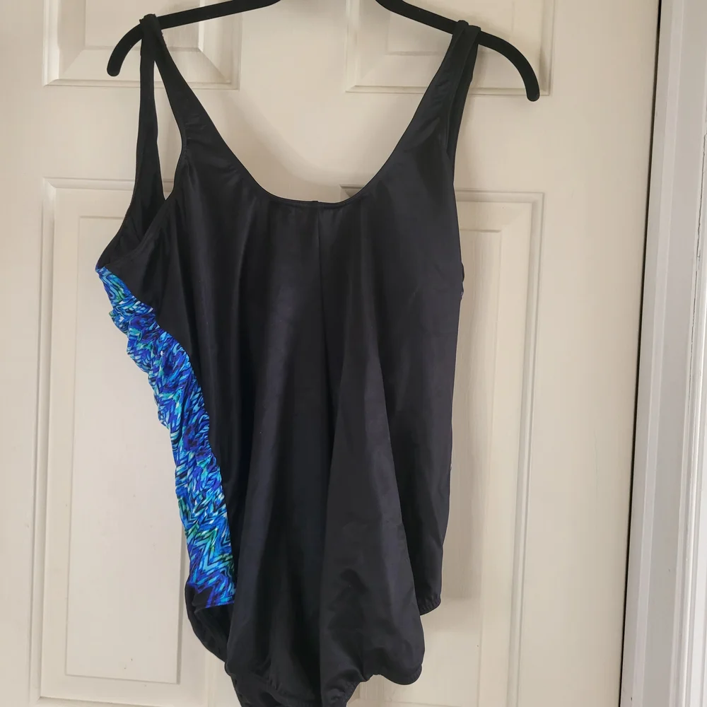Miraclesuit Black and Blue One Piece Swimsuit